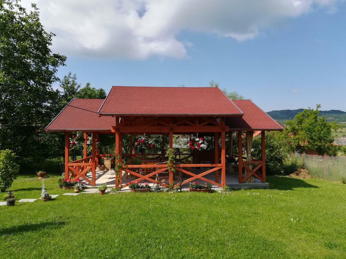 Narcisz B&B Корунд Экстерьер фото