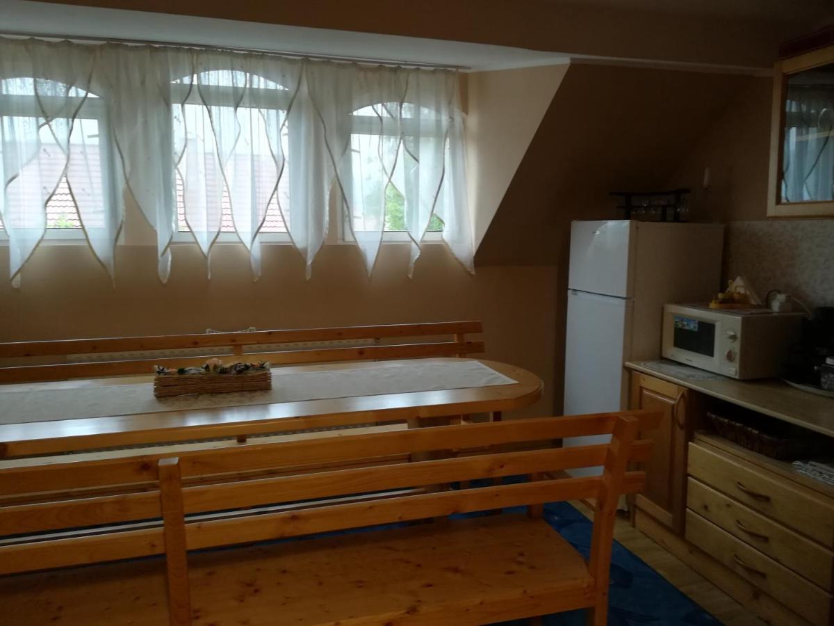 Narcisz B&B Корунд Экстерьер фото